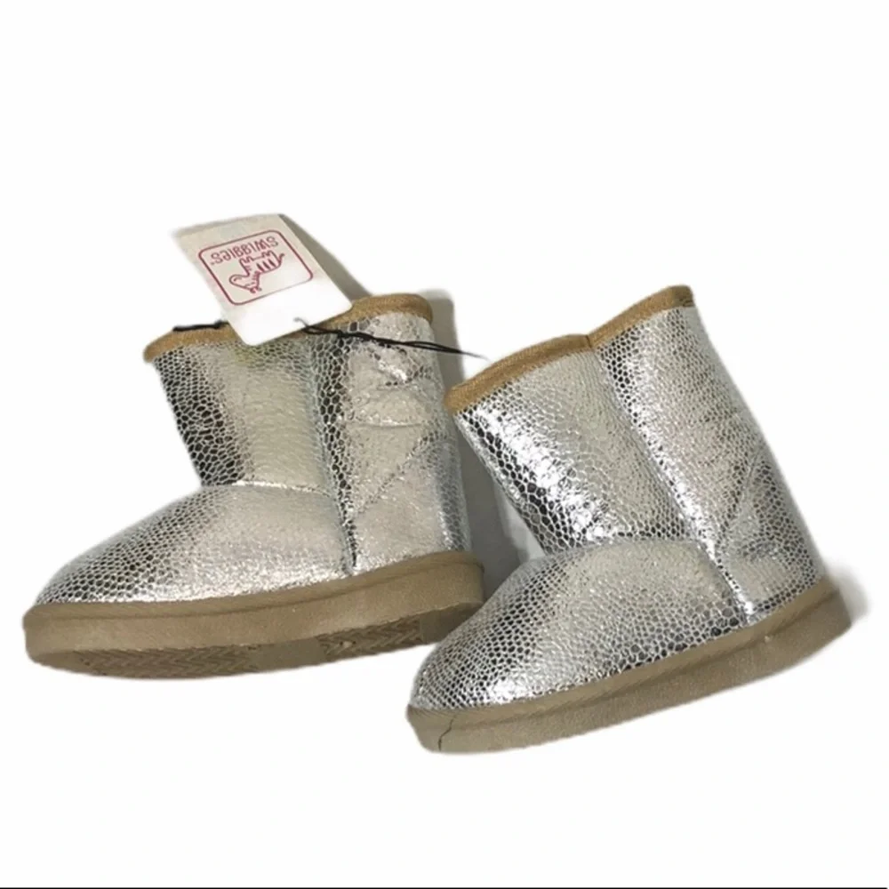 Swiggles silver ankle